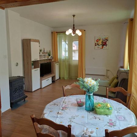 Apartman Rozmari Локве Екстер'єр фото